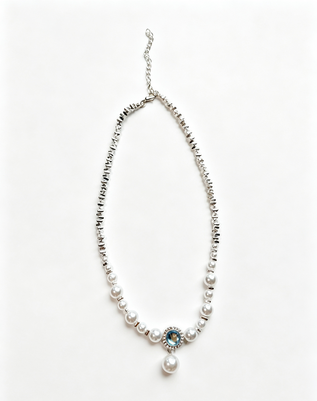 Aquamarine-Style Pearl Necklace with Retro Pendant